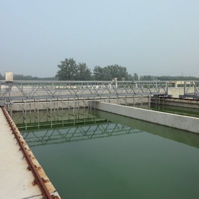 নিকাশী চিকিত্সার জন্য স্টেইনলেস স্টীল ভ্রমণ কাদা স্ক্র্যাপার অনুভূমিক