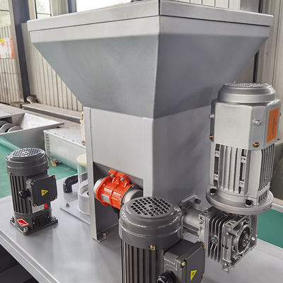 তিনটি চেম্বার PAM/PAC ড্রাই পাউডার ডোজিং ইকুইপমেন্ট ইন্টিগ্রেটেড 4000L/H