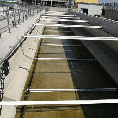 4.5 মি ভ্রমণ ভ্রমণ সেতু স্লাজ স্ক্র্যাপার নন ধাতব চেইন প্লেট স্ক্র্যাপিং উপাদান