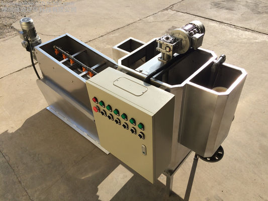 100mm স্তুপীকৃত স্ক্রু স্লাজ ডিওয়াটারিং মেশিন ইন্ডাস্ট্রিয়াল গ্রেড