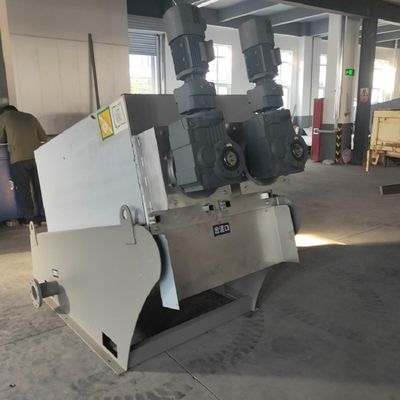 প্রিন্টিং এবং ডাইং কারখানার জন্য 90-150kg/H স্ক্রু প্রেস স্লাজ ডিওয়াটারিং মেশিন