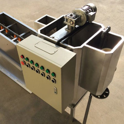 SS304/316 স্ক্রু প্রেস স্লাজ ডিওয়াটারিং মেশিন 2.25kw স্বয়ংক্রিয়ভাবে চলছে